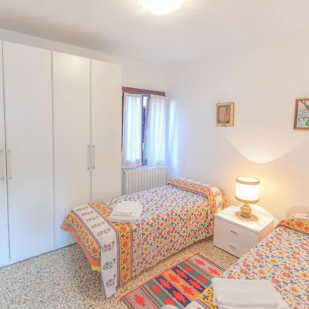 Ca' Botera Apartman *